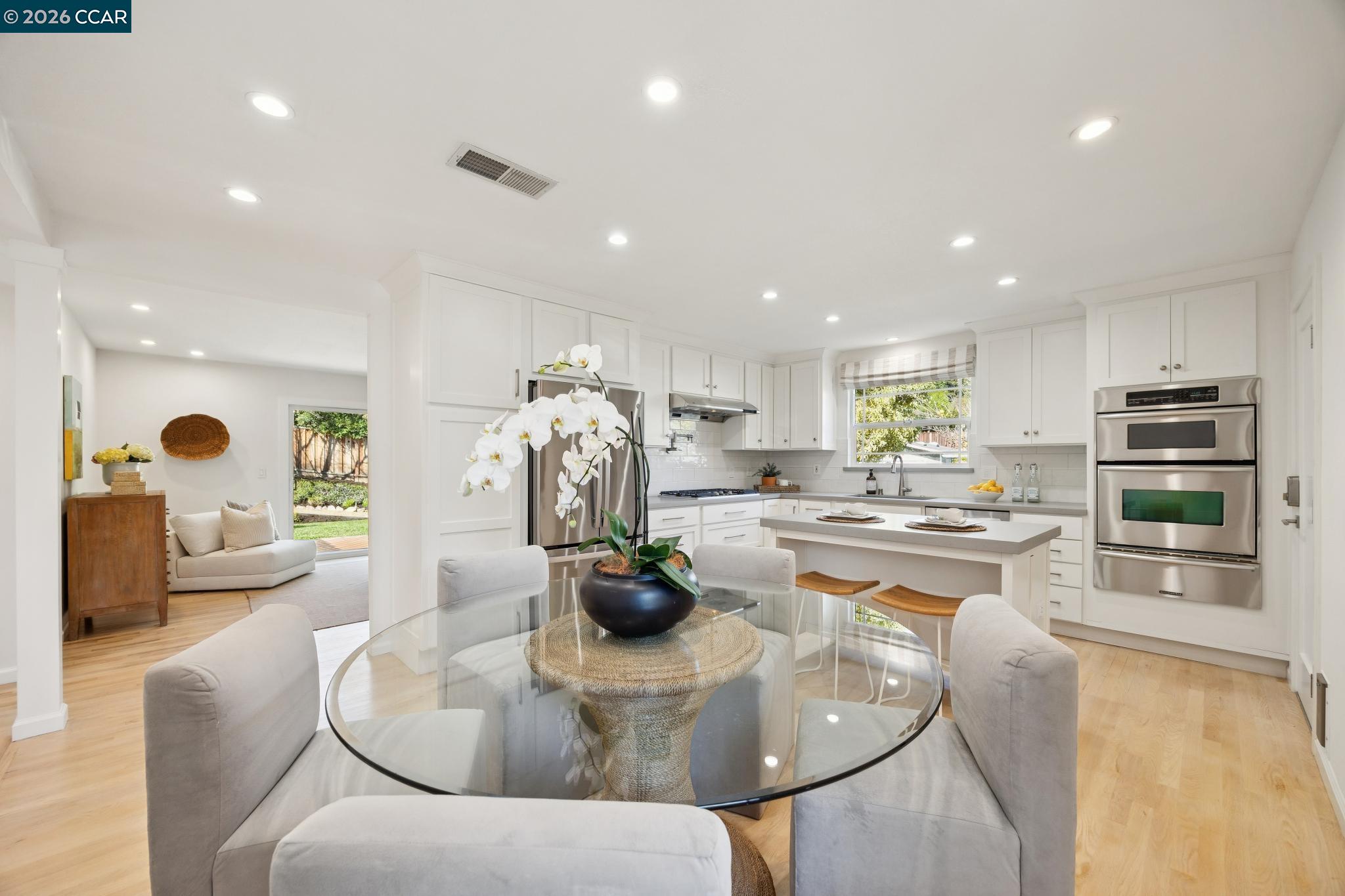 1651 Mendota Ct, Walnut Creek 02